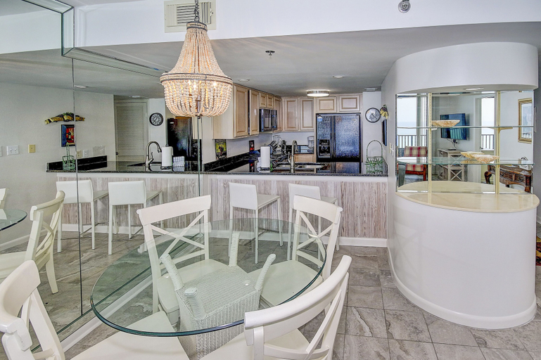 Food & Drinks, One Seagrove Place 808 - Serendipity, Walton