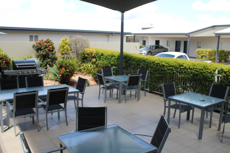 Others 5, Blackwater Motor Inn, Duaringa