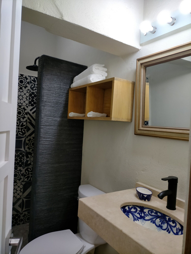 Bathroom 3, Victoria Suites, Puerto Vallarta