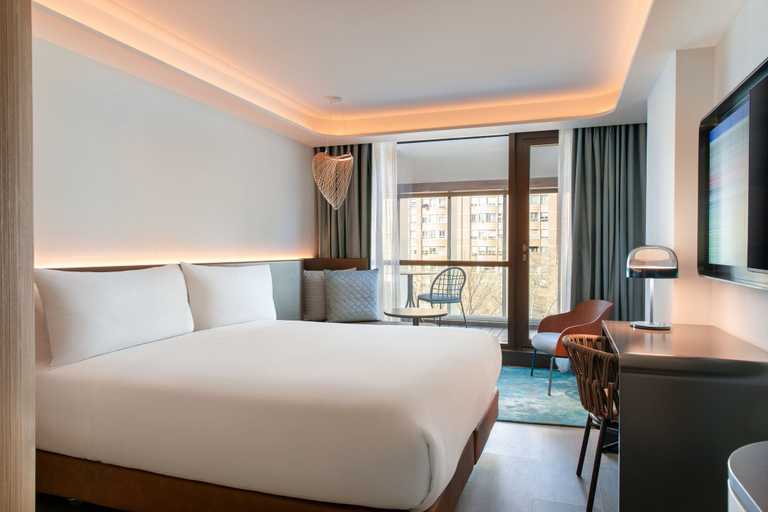Bedroom 4, Labtwentytwo Barcelona, A Tribute Portfolio Hotel, Barcelona