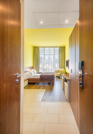 Bedroom 3, Hunguest Hotel Sun Resort