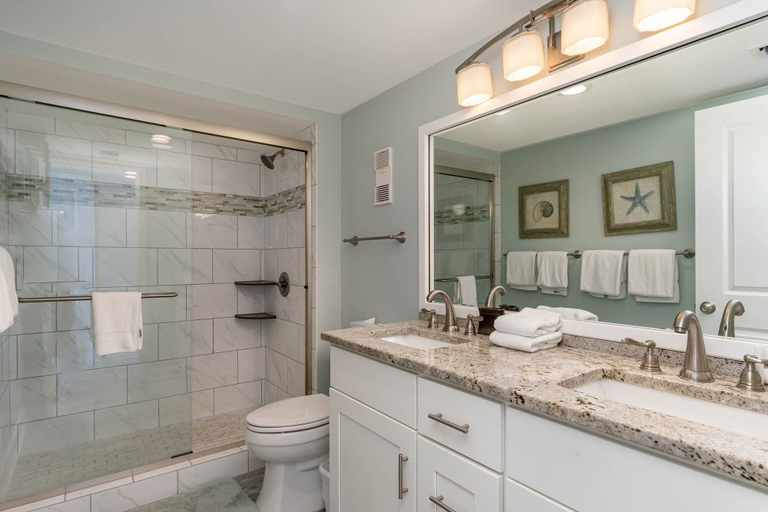 Bathroom 5, Gorgeously remodeled 2 bedroom ocean front unit - 509 South Hampton 2 Condo, Horry