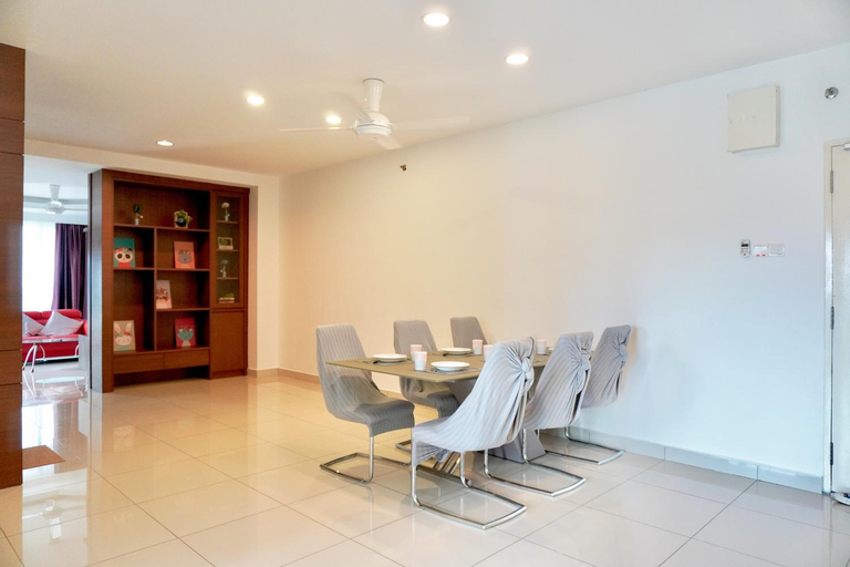 Dining Room 1