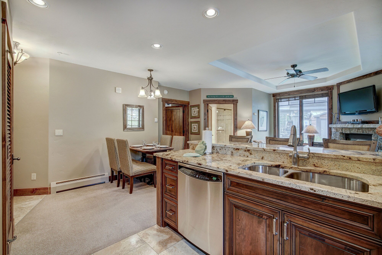 Private kitchen 2, True Ski-in/ski-out Luxury Condo On Peak 7 1 Bedroom Condo by RedAwning, Summit