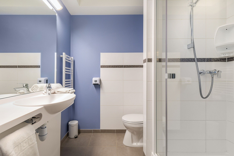 Bathroom 4, ACE Hôtel Bordeaux Carbon Banc, Gironde