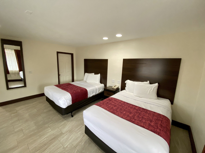 Others 5, Roswell Inn, Chaves