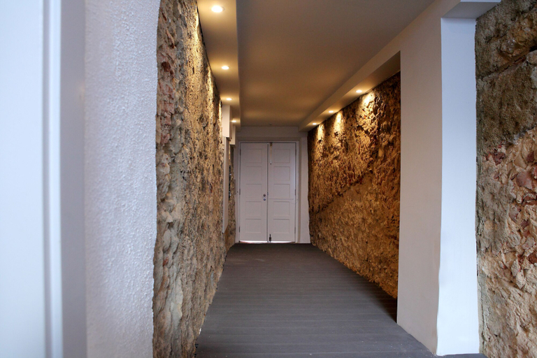 Others 4, Villa Sta.Marinha, Lisbon