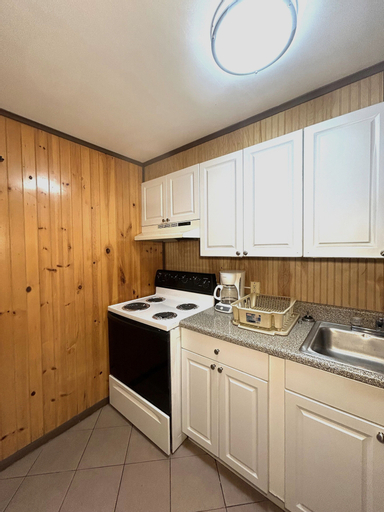 Dining Room 12