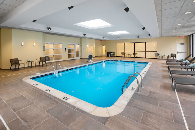 Sport & Beauty, Courtyard By Marriott Shelton, Fairfield
