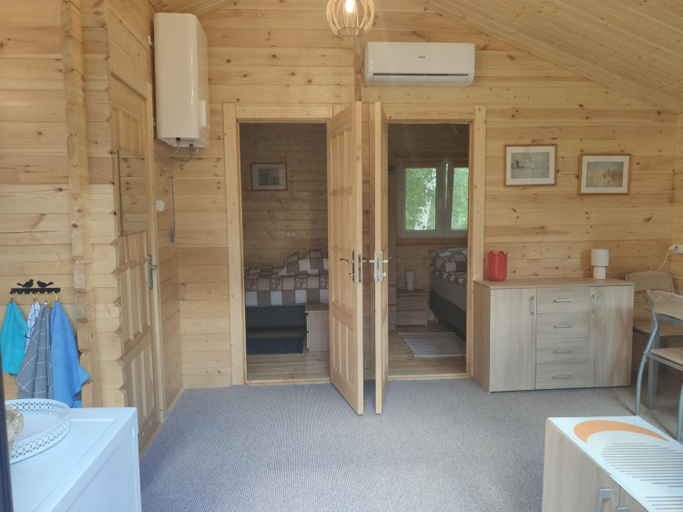 Others 2, Domek nad Jeziorem Seksty,Mazury,klimatyzacja,sauna,jacuzzi, Pisz