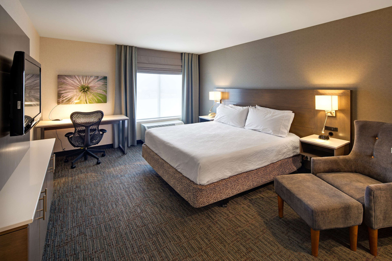 Bedroom 4, Hilton Garden Inn Toronto Oakville, Halton