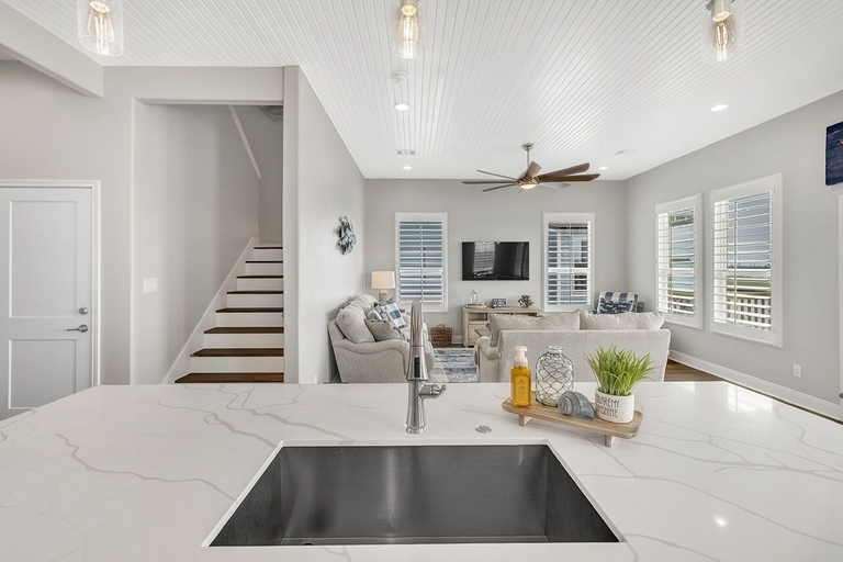 Private kitchen 4, Fishermans Delight 3 Bedroom Home by RedAwning, Galveston