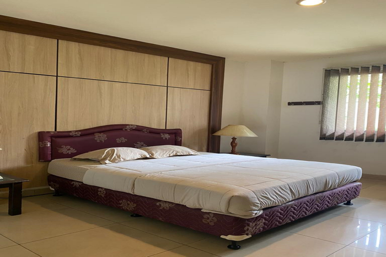 Bedroom 5, OYO 93833 Habitat Stay, Tangerang
