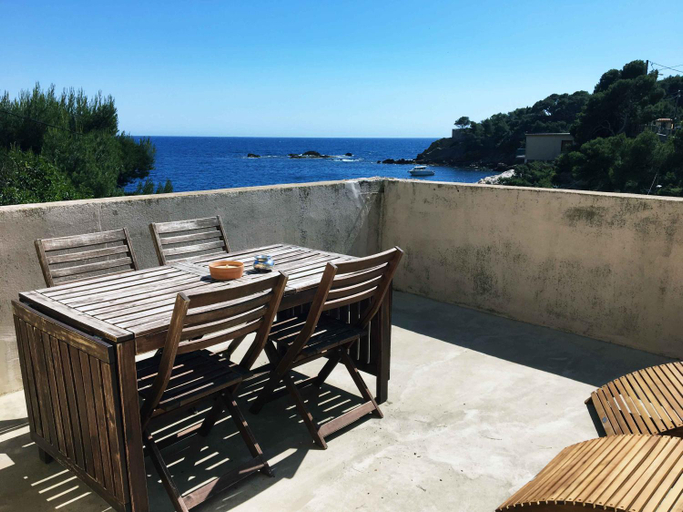 Balcony/terrace 3, Cabanon Sur L eau, Bouches-du-Rhône
