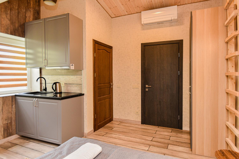 Others 5, Bastiono apartamentai, Klaipėdos