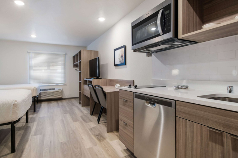 Others 5, WoodSpring Suites Portland Vancouver, Clark