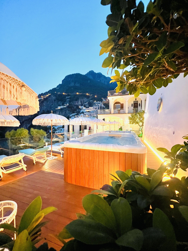 Exterior & Views 2, Villa Dei Principi Luxury Suites, Salerno