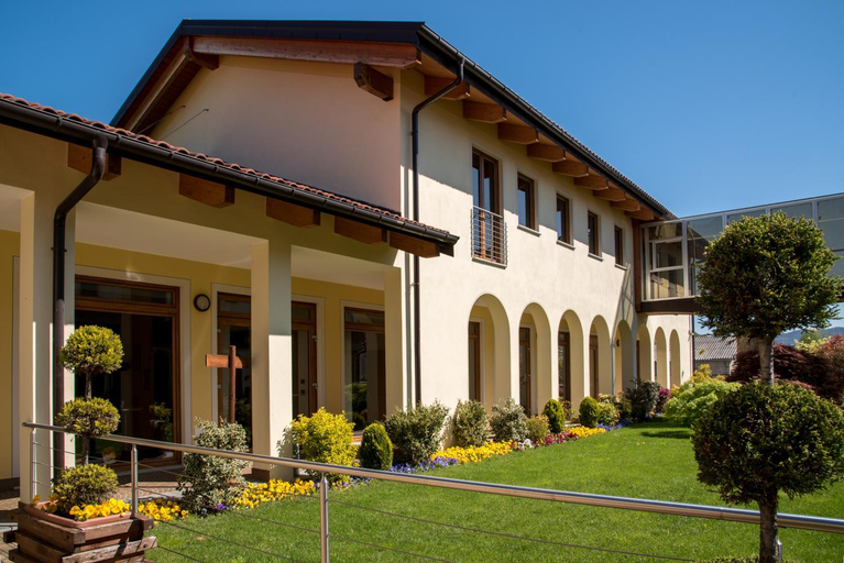 Exterior & Views 1, Resort Monviso Hotel & Spa, Cuneo