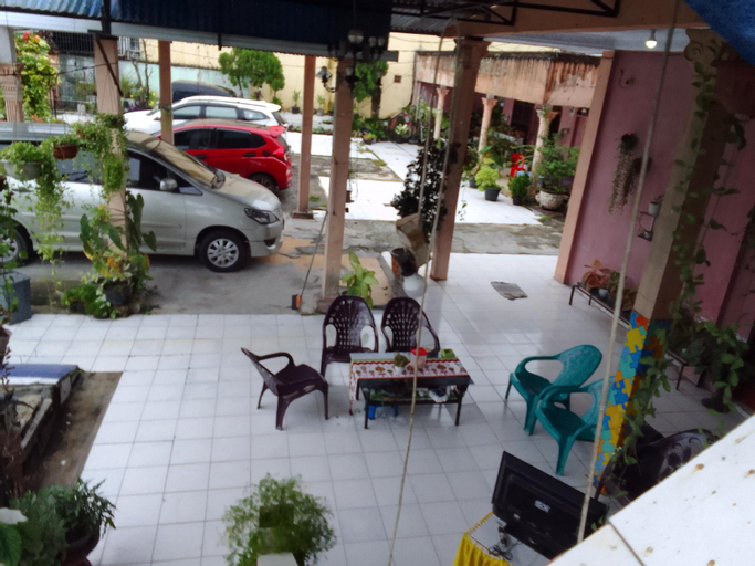 Exterior & Views 5, Hotel Mutiara/Penginapan Mutiara, Deli Serdang