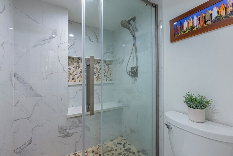 Bathroom 3, Maui Banyan by Coldwell Banker Island Vacations, Maui