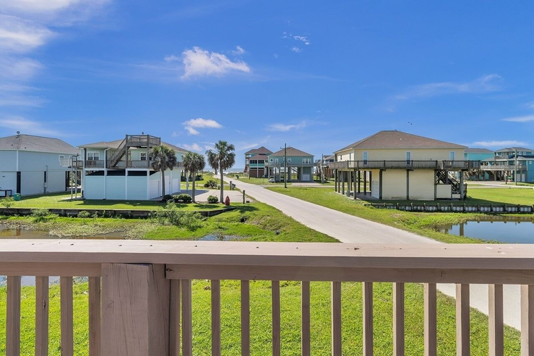 Property grounds 4, Windsical Escape 2 Bedroom Home by RedAwning, Galveston