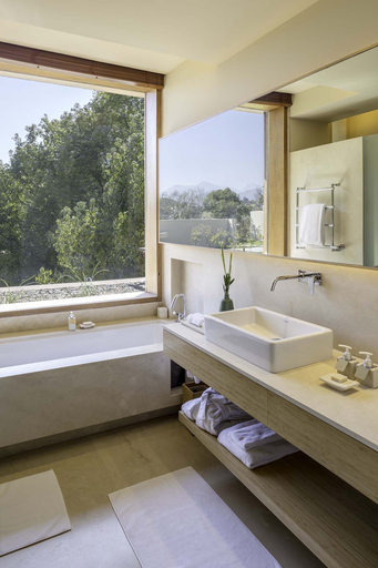 Bathroom 5, Six Senses Vana - A Wellness Retreat, Dehradun