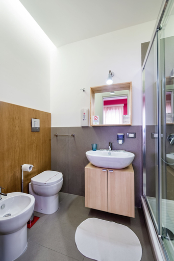 Bathroom 3, Agramante, Palermo