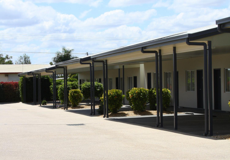 Others 5, Blackwater Motor Inn, Duaringa