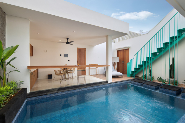 Swimming Pool 9
