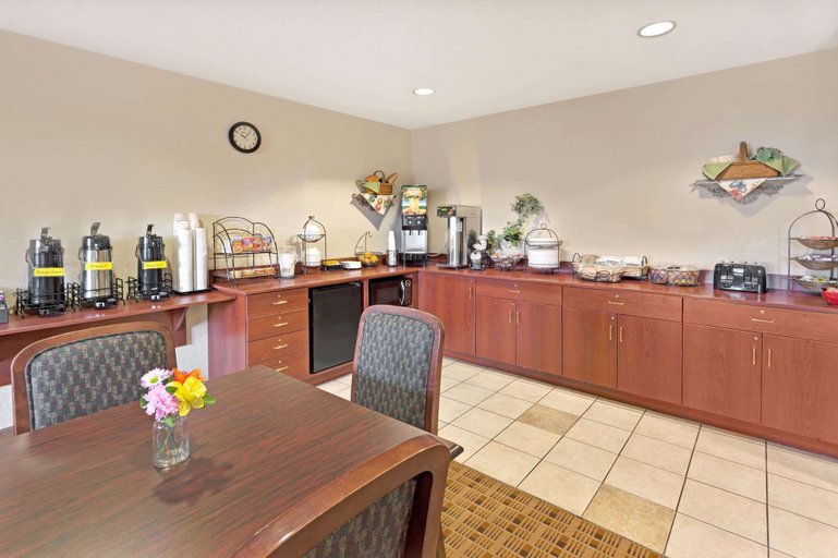 Food & Drinks 4, Microtel Inn & Suites by Wyndham Jasper, Pickens