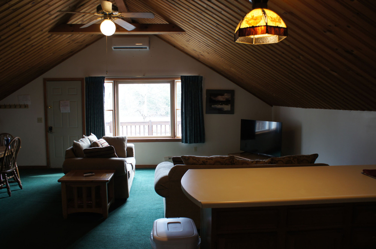 Others 5, Sara Placid Inn and Suites, Essex