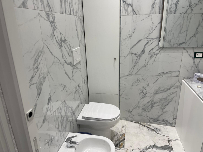 Others 2, Le suite del corso Italia, Catania