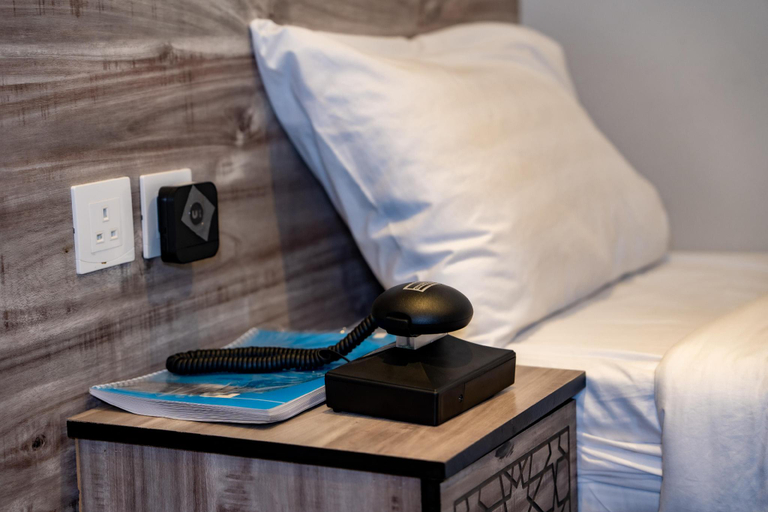 Bedroom 2, Lima Al Zahabi Hotel, Makkah
