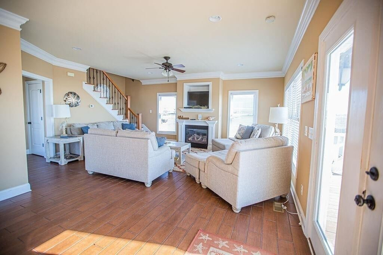 Living room 4, Brice Is Right 4 Bedroom Home by RedAwning, Brunswick