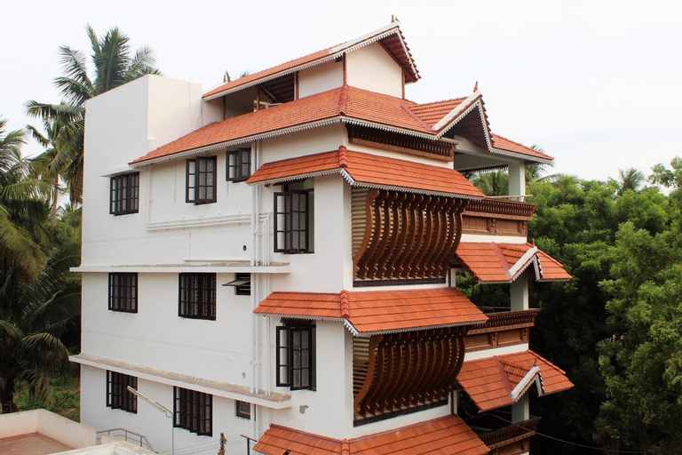 Exterior 9