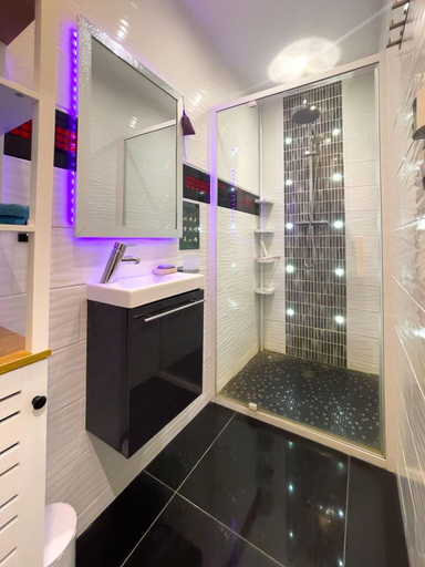 Bathroom 5, La Maison Forestière, Bas-Rhin