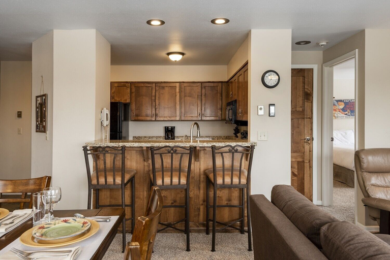 Private kitchen 2, Snow Flower 113 2 Bedroom Condo by RedAwning, Summit