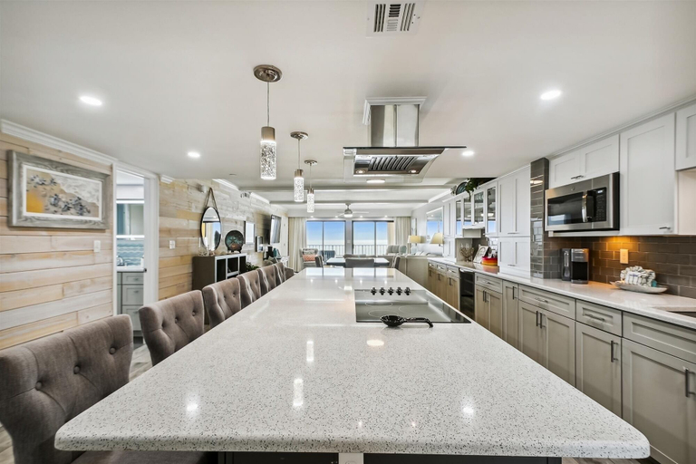Food & Drinks, Surf Dweller 610 is a Stunning Gulf Front 2 BR - sleep 6 by RedAwning, Okaloosa