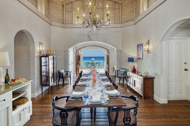 Others 5, La Paloma by Blue Sky Luxury