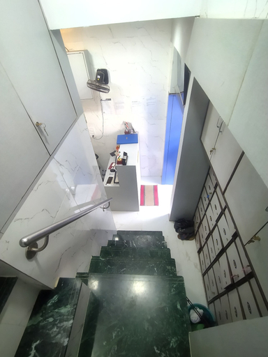 Bathroom 3, Noor Dormitory Sakinaka, Mumbai Suburban