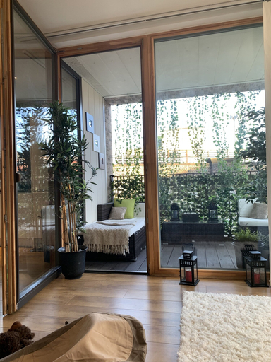 Others 5, Notting Hill 2-bed Apt With Balcony, 1 min to Tube, London