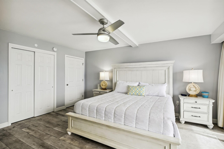 Bedroom 3, Surf Dweller 610 is a Stunning Gulf Front 2 BR - sleep 6 by RedAwning, Okaloosa