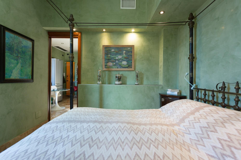 Room 2, The Trastevere Penthouse Experience, Rome