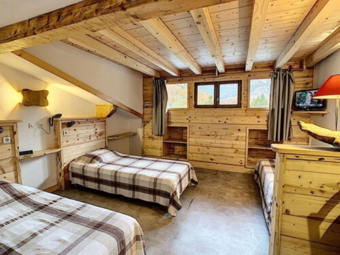 Bedroom 2, Hotel La Fontaine, Haute-Savoie