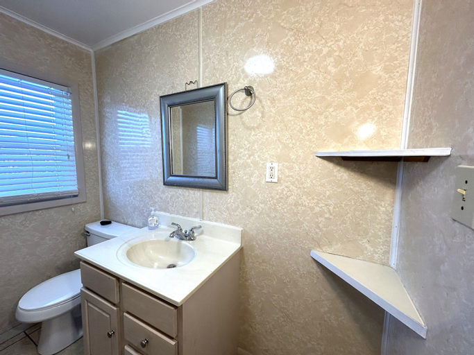 Bathroom 2