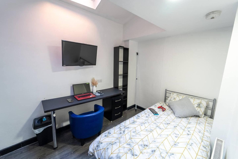 Bedroom 2, Stylish Cosy Studio in Selly Oak, Birmingham