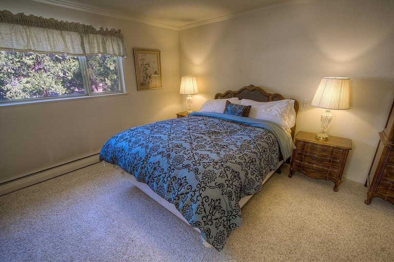 Bedroom 2, Cheyenne Chalet 4 Bedroom Home by RedAwning, Douglas
