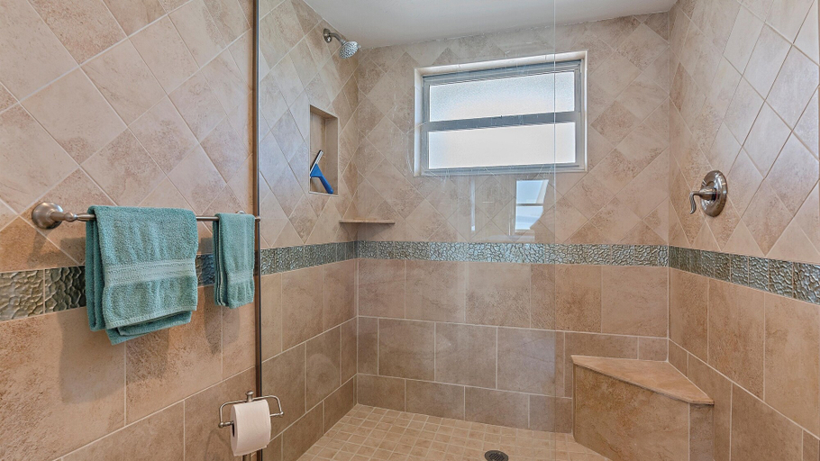 Bathroom 4, Crystal Sands On Siesta 2 Bedroom Condo by RedAwning, Sarasota