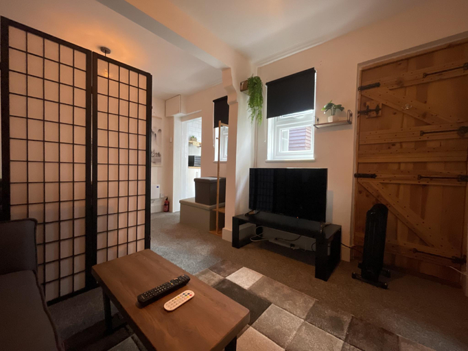 Others 3, Coastal Comfort Cabin, Kent