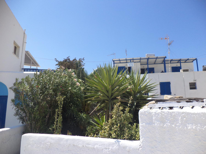 Others 5, Marina's Studios Serifos, South Aegean